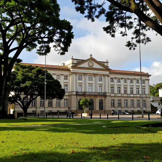 Descubra a Prefeitura de Vitória