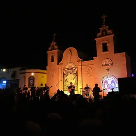 Vitória se transforma na capital do rock com Nazareth e Lordose pra Leão em noite histórica Vitória capital do rock