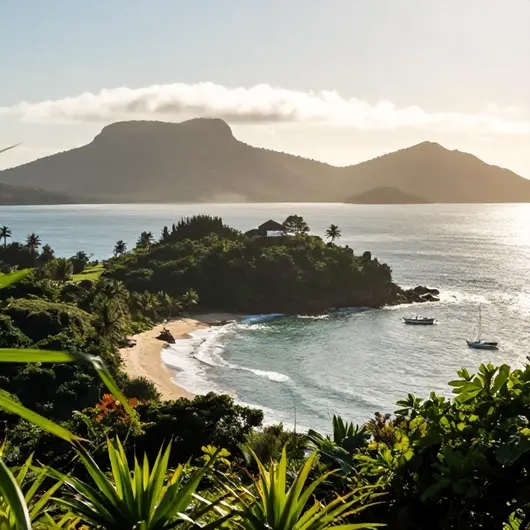 Volta à Ilha de Vitória: Um Passeio Imperdível